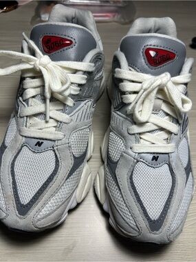 New balance 9060 gray used like new